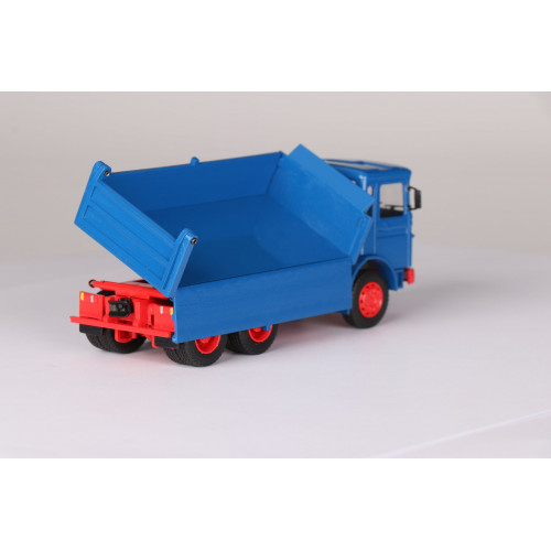 Conrad 1061/0 MAN F7/F8 6x6 three way tipper